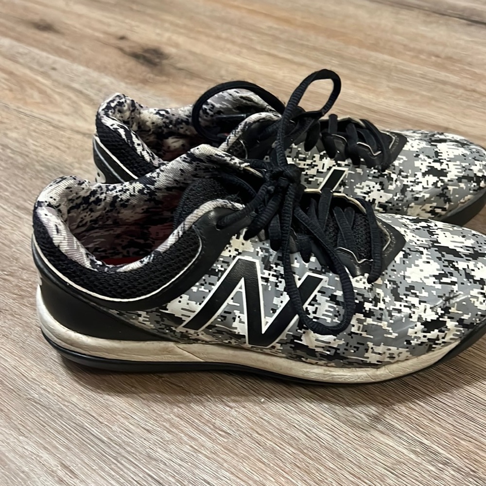 Size 6 Molded New Balance